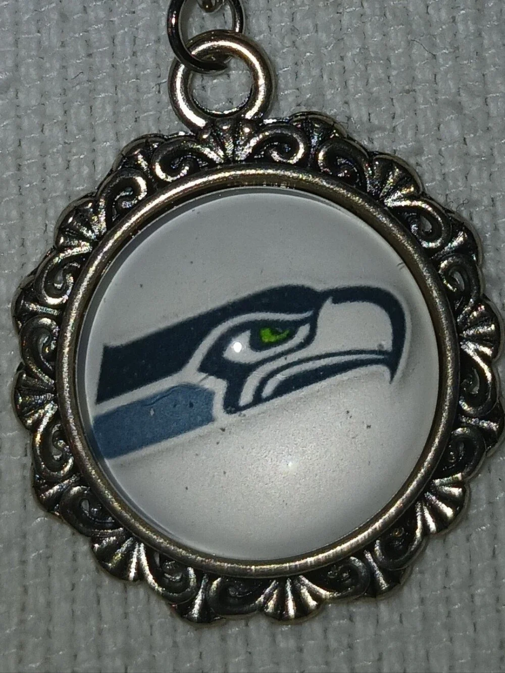 NWT Silver-Edge S.S. Keychain in Navy and Green